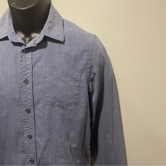 Travis Mathew - Signature Blue Button Down Shirt- Small - Picture 4 of 7
